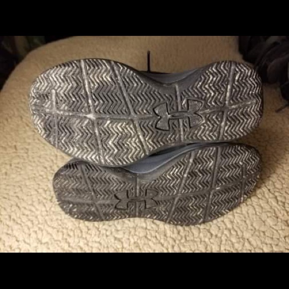 Youth 12K Black& Grey Under Amour High Tops - Picture 5 of 7